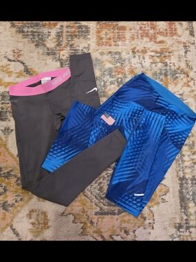 Nike Bundle Sz SMALL Leggings